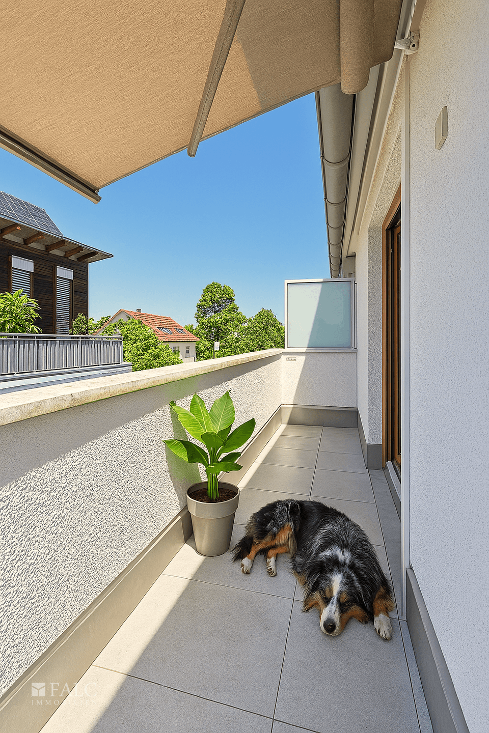 DG Balkon Bad Wohnbeispiel